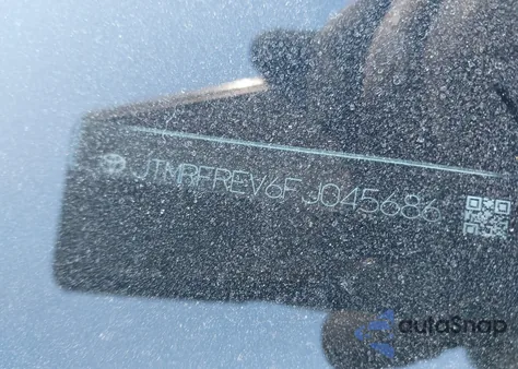 2015 Toyota Rav4 Xle z USA, uszkodzony, nr VIN JTMRFREV6FJ045686